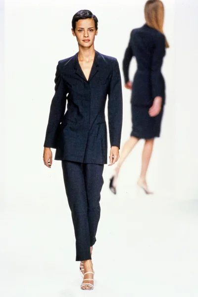Look 24